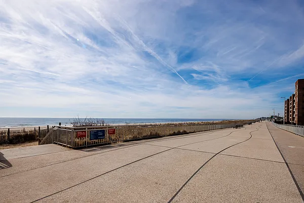 Rented by Compass | media 11