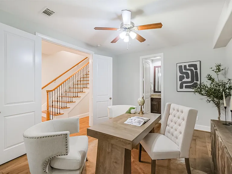 3907 Austin St — Photo 11