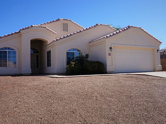 2nd image of 1462 Skyline Ave