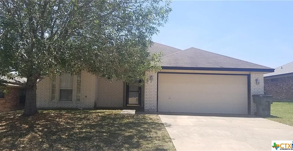 2nd image of 4110 Whispering Oak Dr