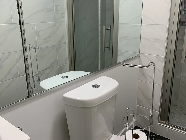 1619 Mansfield St #2 — Photo 7