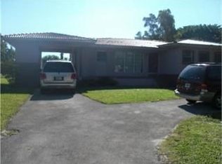 15975 NE 18th Ave, North Miami Beach, FL 33162