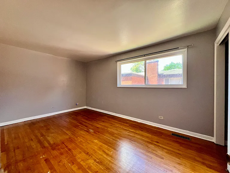 1414 W Chase Ave #D — Photo 9