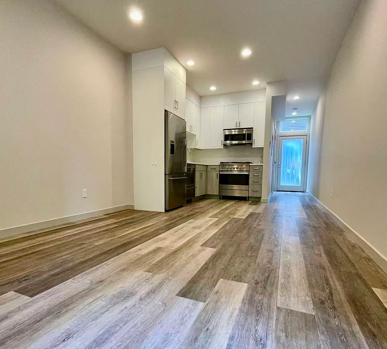 2 bed, 1136 sqft, $3,495 — Photo 4