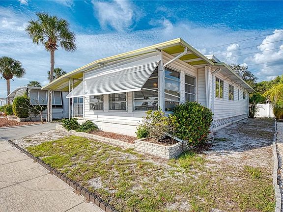2nd image of 421 Oriental Poppy Dr