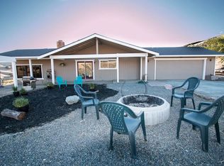 2251 Cottonwood Rd, Paicines, CA 95043