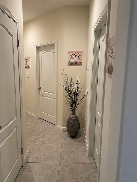 4 bed, 2078 sqft, $800 — Photo 4