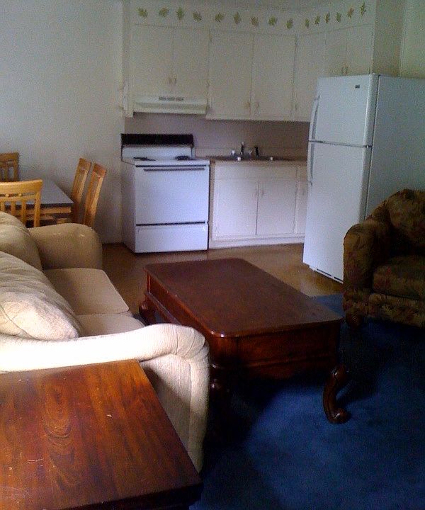 2nd image of 114 Wynne Rd APT C