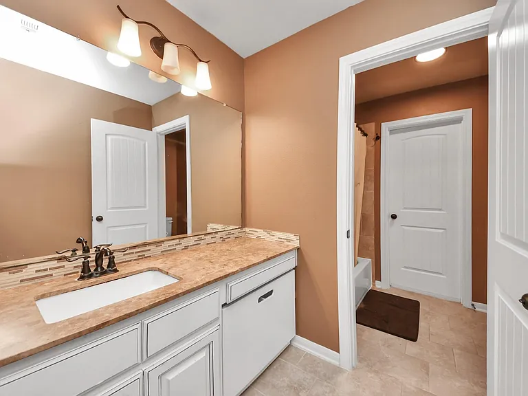 2895 Ragusa Ln — Photo 35