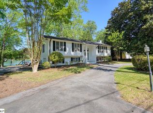 122 Shannon Lake Cir, Greenville, SC 29615