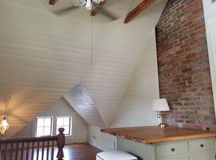 170 Broad St APT 5, Charleston, SC 29401