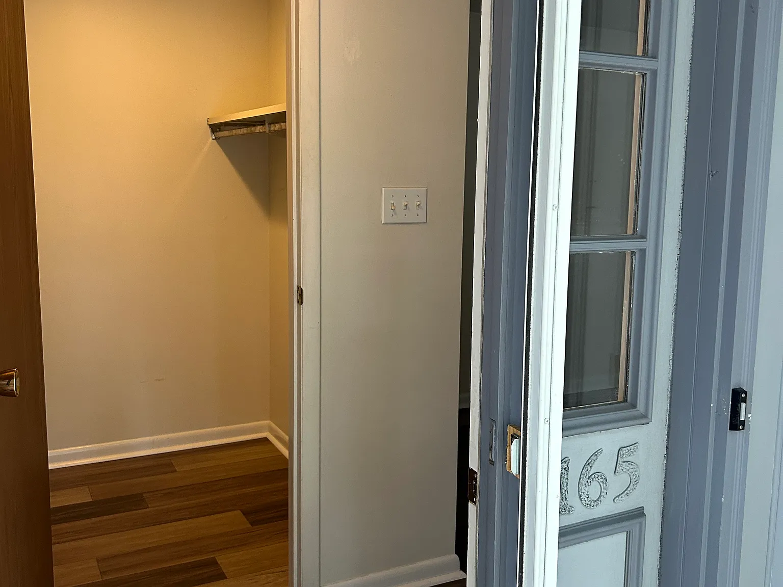 2 bed, 910 sqft, $1,250 — Photo 2