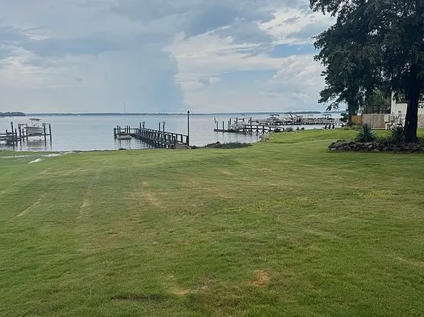 126 Coxswain Rd, Lexington, SC 29072