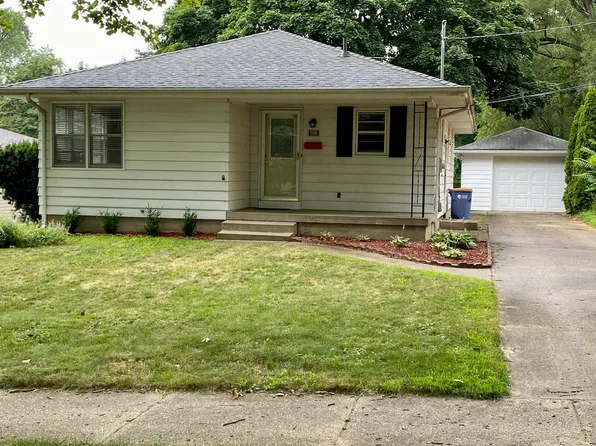 955 Spring Ave NE, Grand Rapids, MI 49503