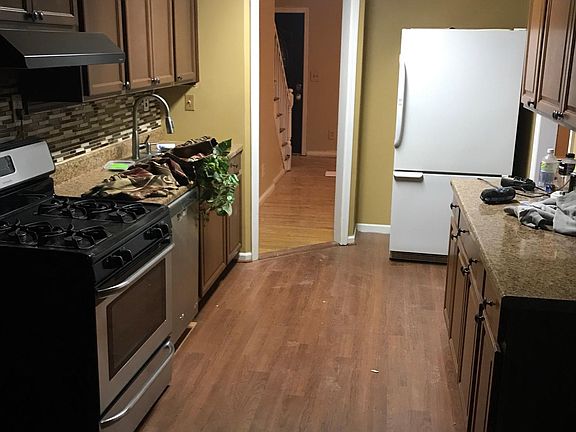 4th image of 1819 Grant Ave