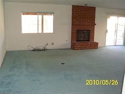 2nd image of 624 Lantana Ln