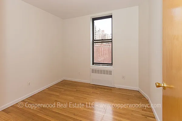 Rented by Copperwood Real Estate | media 18