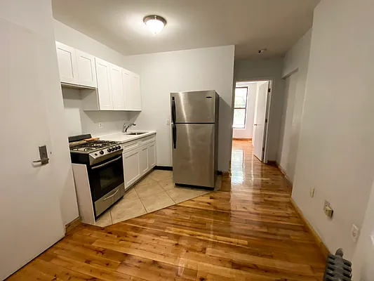 Rented by Avenues Real Estate | media 24