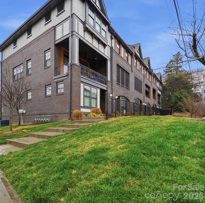 1st image of 3018 Kalex Ct