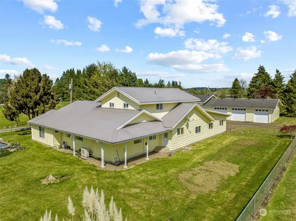 132 Kingsway Drive, Castle Rock, WA 98611