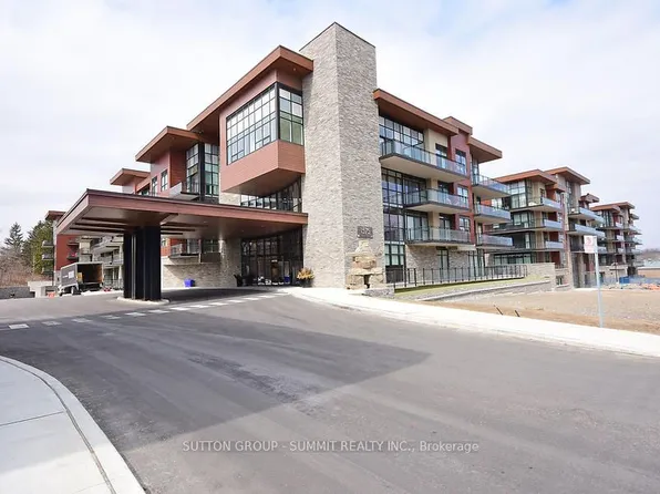 1575 Lakeshore Rd W, Mississauga, ON