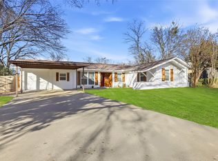 8004 Ferndale Dr, Benbrook, TX 76116