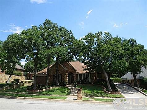 1st image of 837 Shady Lake Dr