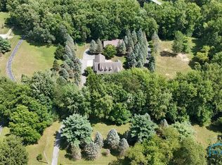 5531 S Fulton Lucas Rd, Swanton, OH 43558