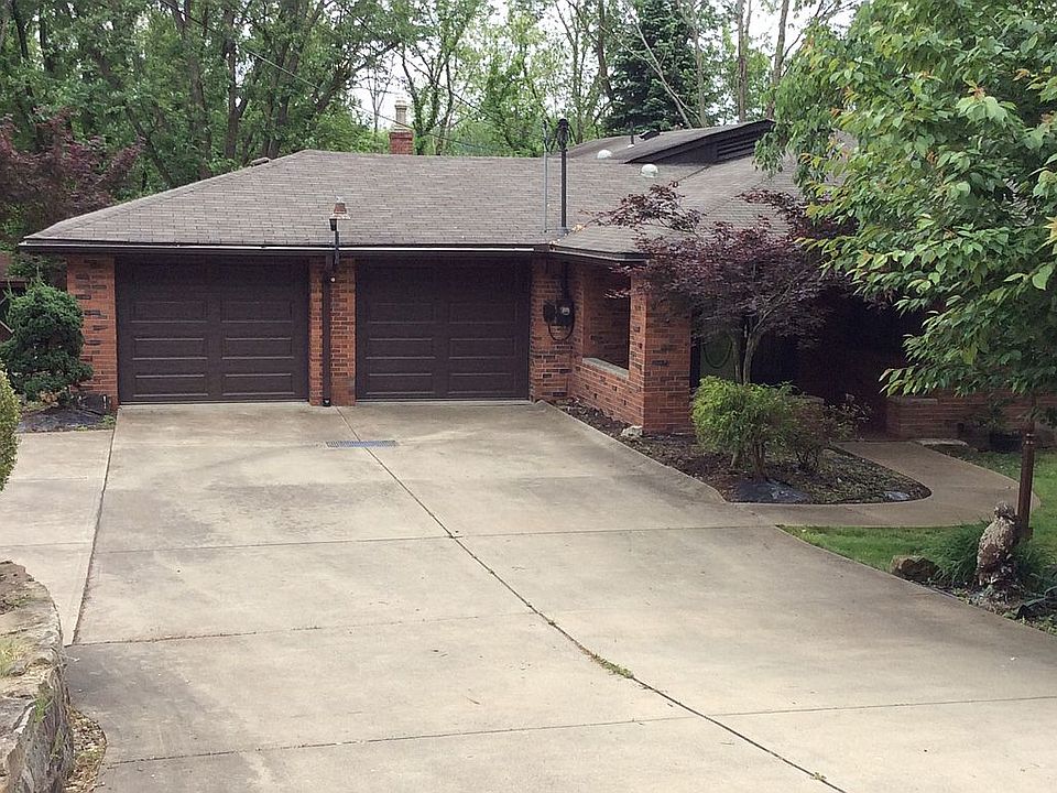 2nd image of 130 Ammons Dr