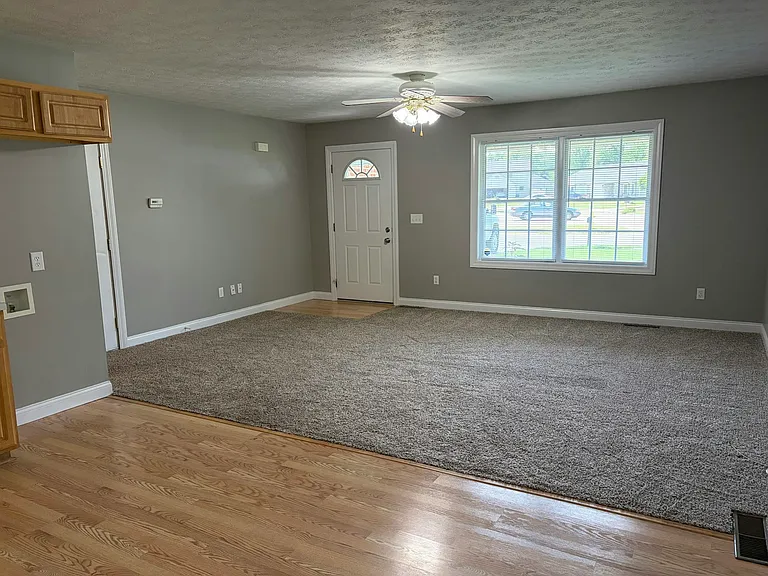 117-119 Valley Forge Ct #119 — Photo 4