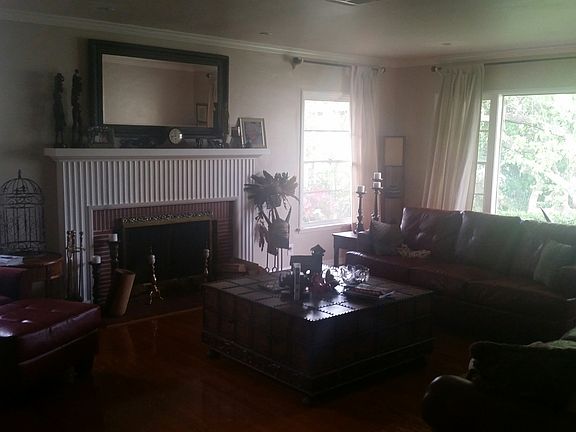 4th image of 1504 Crestmont Dr