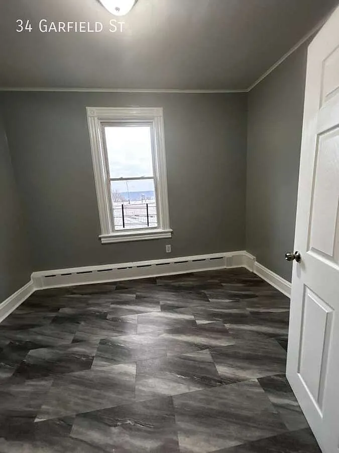 3 bed, $2,600 — Photo 4