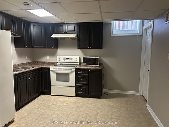 4th image of 135 Via Carmine Ave #Basement