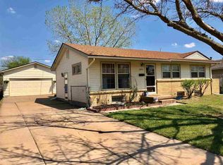 3076 S Bonn Ave, Wichita, KS 67217