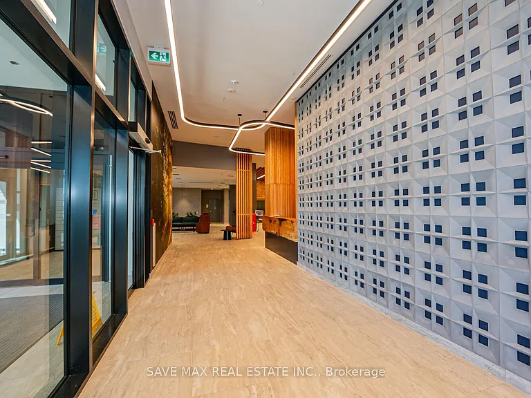 2485 Eglinton Ave W #402 — Photo 39