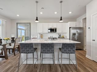 488 Fir Ave, Little Canada, MN 55117