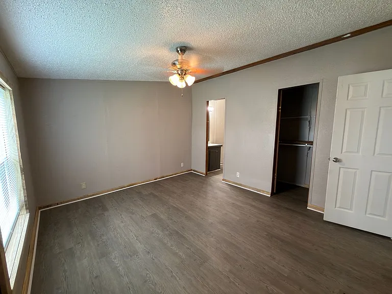 949 N Bucks Pocket Rd SE — Photo 6