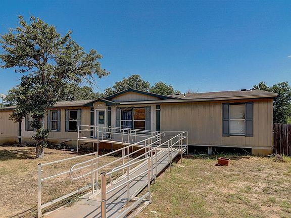 3rd image of 2125 Polly Ln