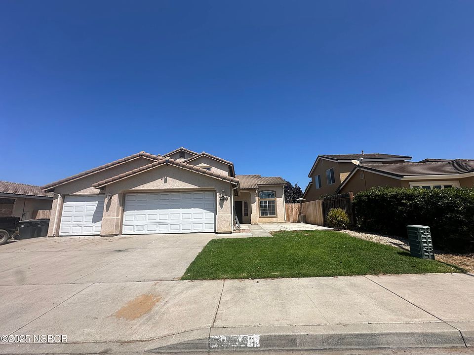 2nd image of 509 E San Antonio Dr