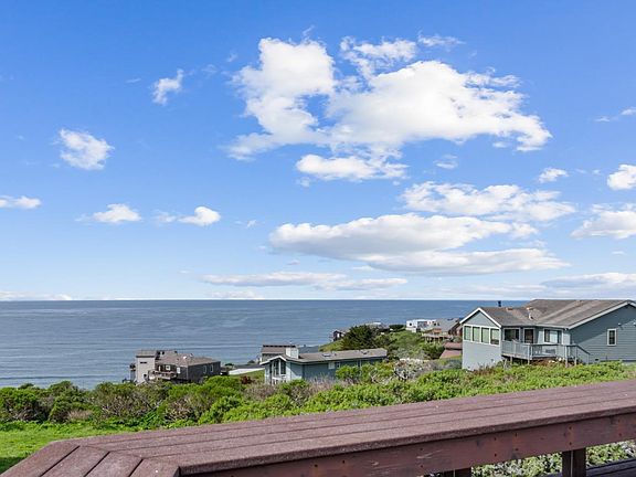 3rd image of 26 Maui Lane