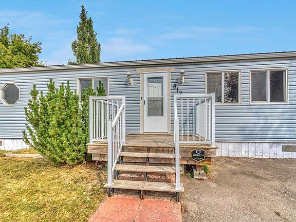 4th image of 812 N Brentwood Cres
