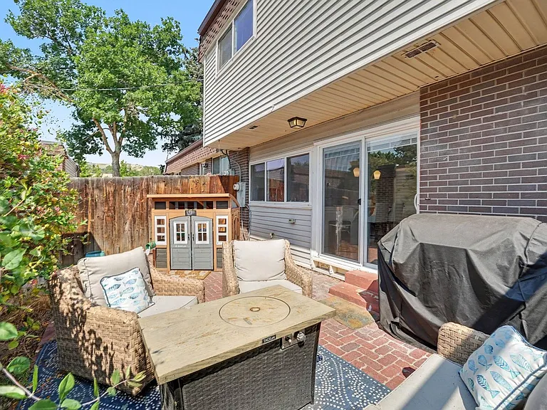 654 S Youngfield Ct — Photo 16