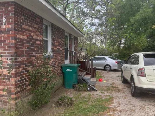2122 William Gibbons Rd, Turbeville, SC 29162