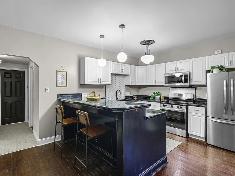 3335 Salena St — Photo 8