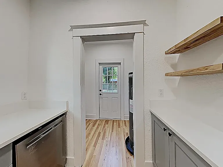 1222 E Kaley St — Photo 10