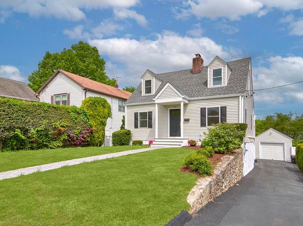 15 Locust Street, Valhalla, NY 10595