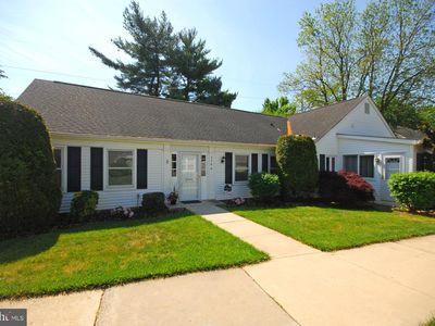 276A Milford Ln, Monroe Township, NJ, 08831