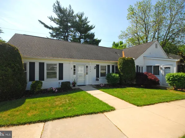 276A Milford Ln, Monroe Township, NJ 08831