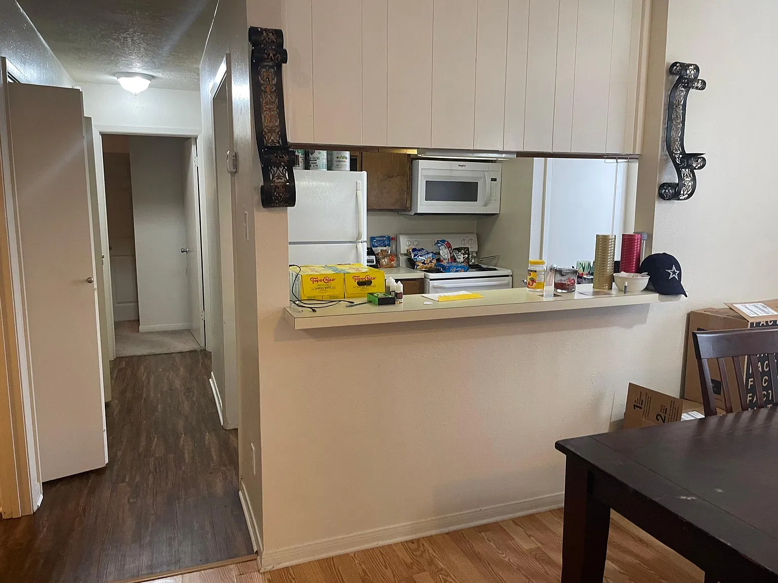 2528 Hickory Dr — Photo 4