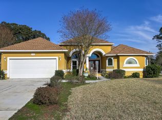 7591 N Shores Dr, Navarre, FL 32566